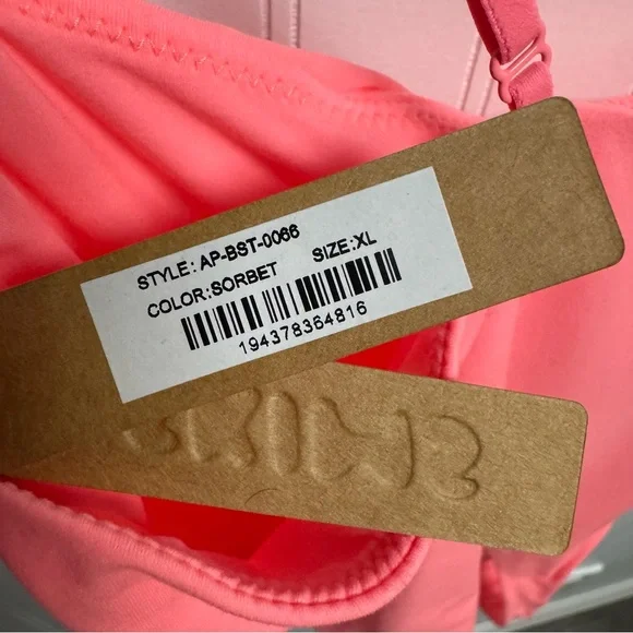 Skims Fits Everybody Cami Thong Bodysuit - Picture 6 of 6